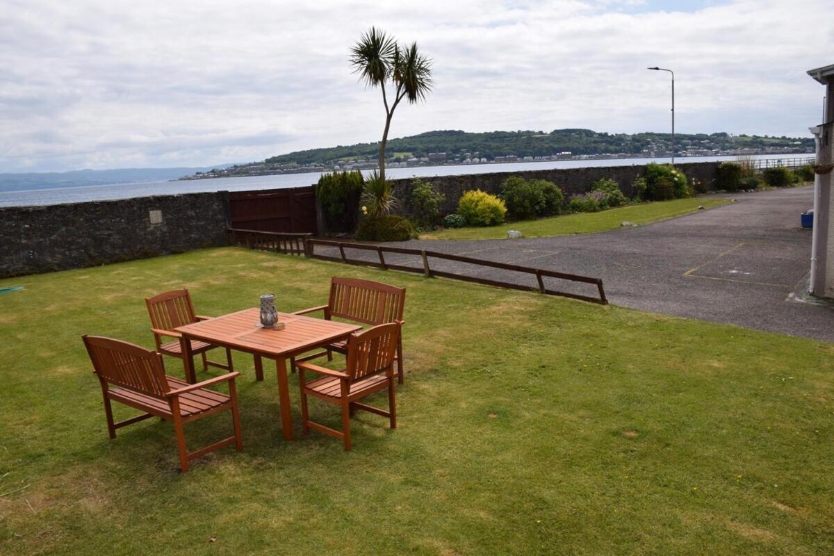 One Marine Place Port Bannatyne Pokoj fotografie
