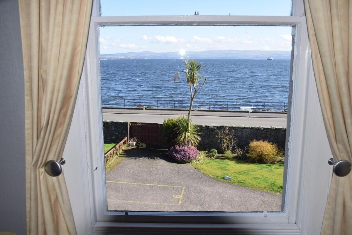 One Marine Place Port Bannatyne Pokoj fotografie